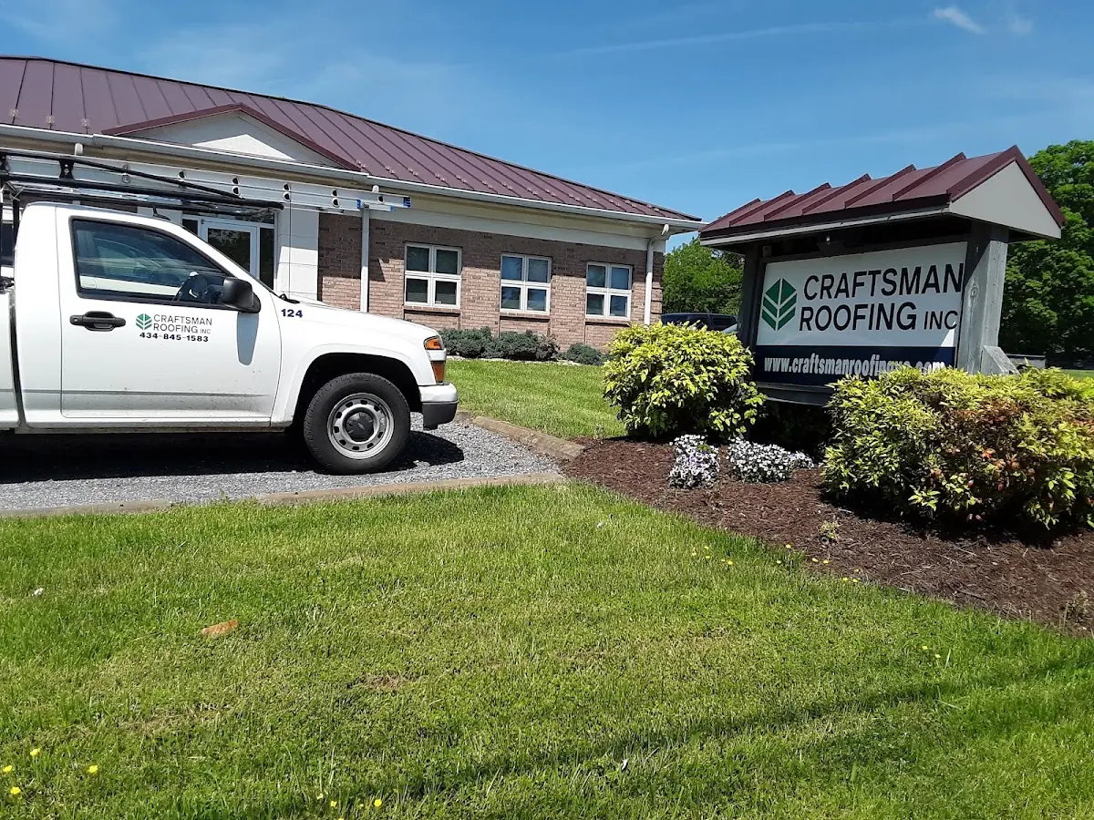 Quality Roof Replacement by experienced craftsmen in Southbury